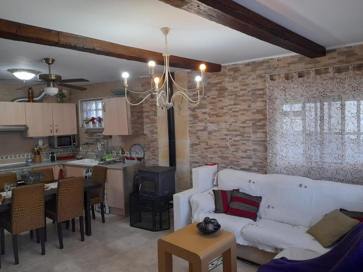 Casa Rural Del Saz เยสเต ภายนอก รูปภาพ
